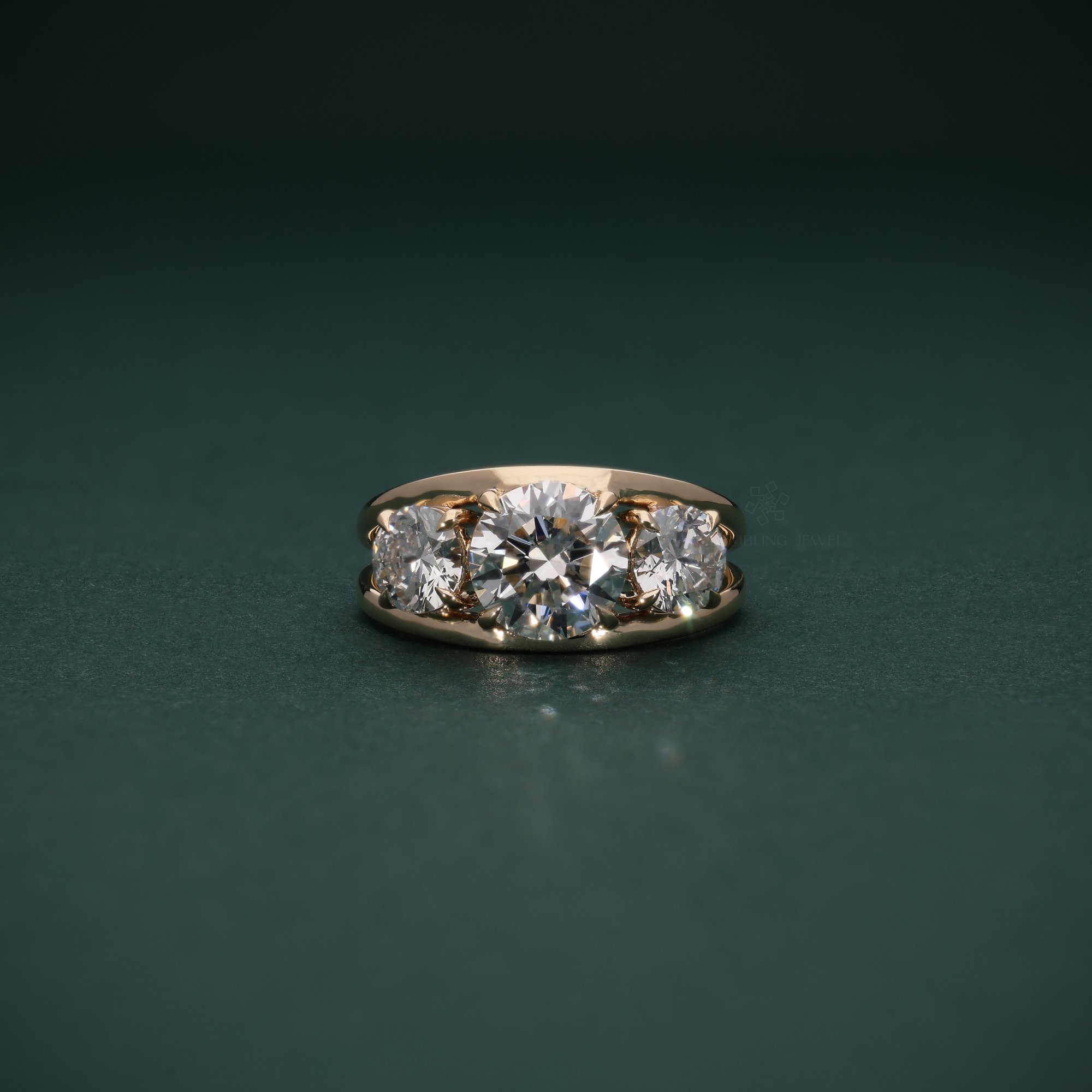 Three-stone diamond ring
